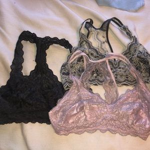 3 bralettes